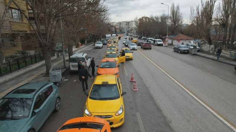 Taksilerde indi bindi ücreti 75 TL oldu